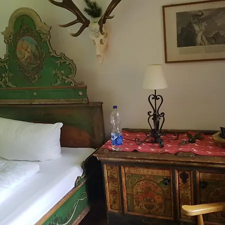 Bed & Breakfast Jagd-lodge 3*