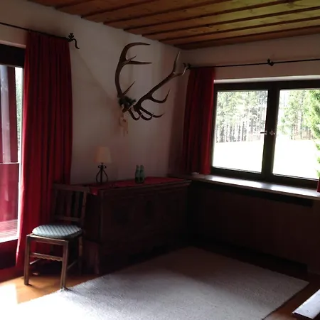 Bed & Breakfast Jagd-lodge 3*